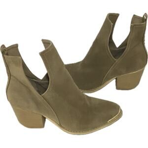 Miim V Cut Tan Block Heel Faux Suede Western Point Toe Ankle Boot Women 9